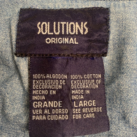 Vintage Denim Christmas Button Up - Picture 4 of 6